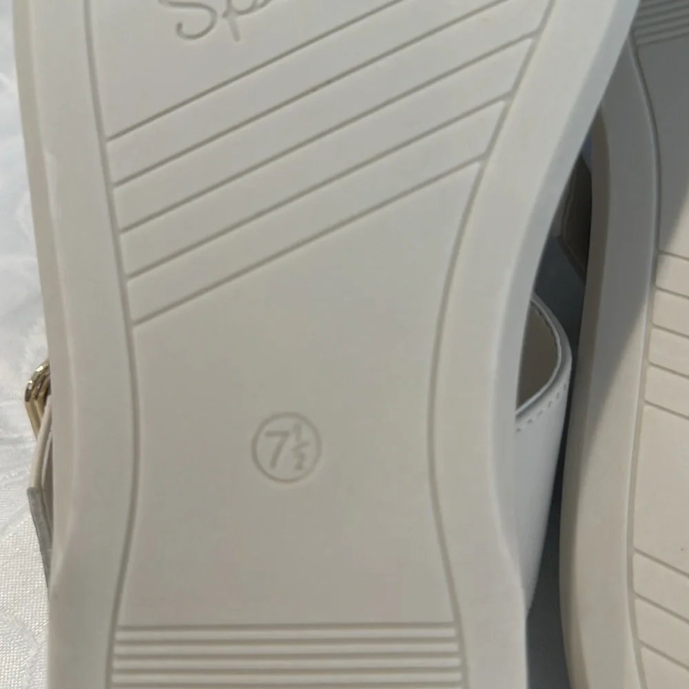 Splendid “Fabrice” T Strap Sandal. Ladies 7.5 - Picture 7 of 12